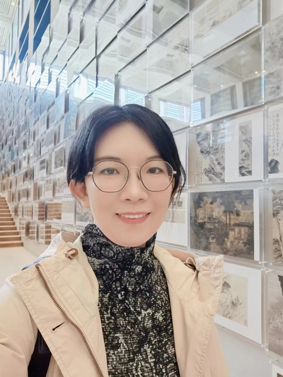 刘溪 20250918 400x533.jpg